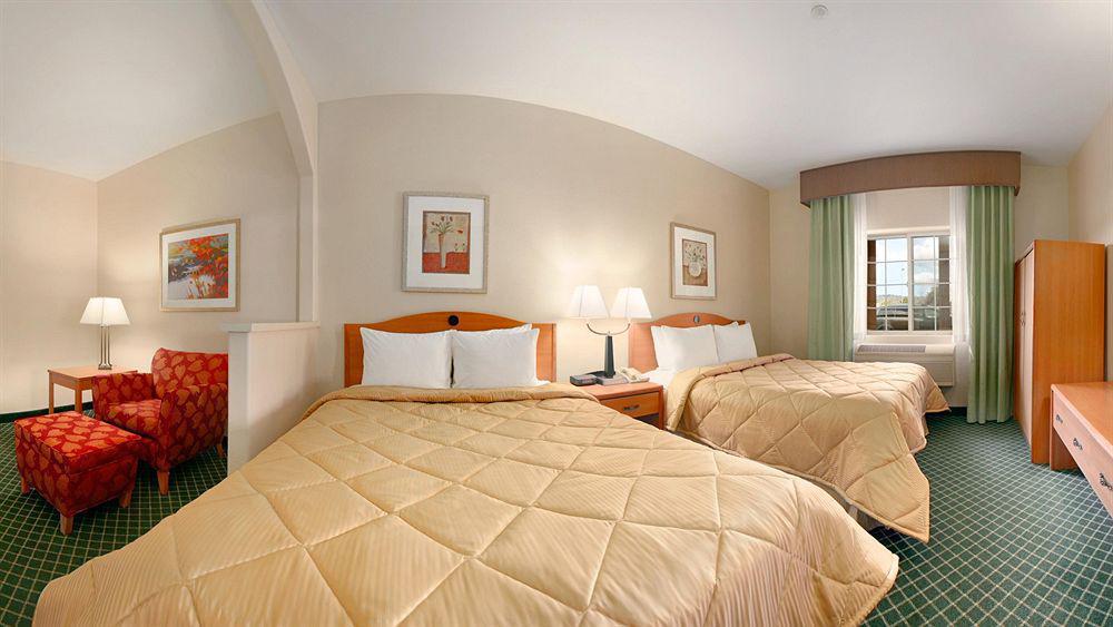 Comfort Inn & Suites Oakland Airport Esterno foto
