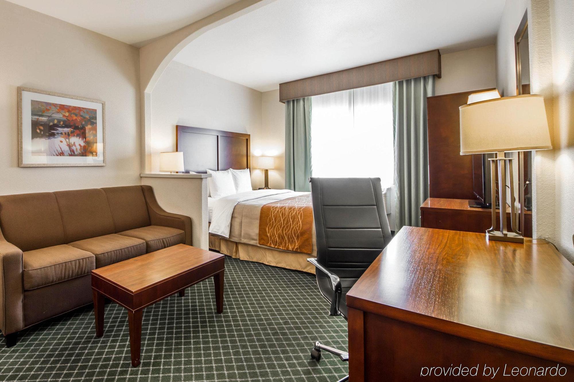 Comfort Inn & Suites Oakland Airport Esterno foto