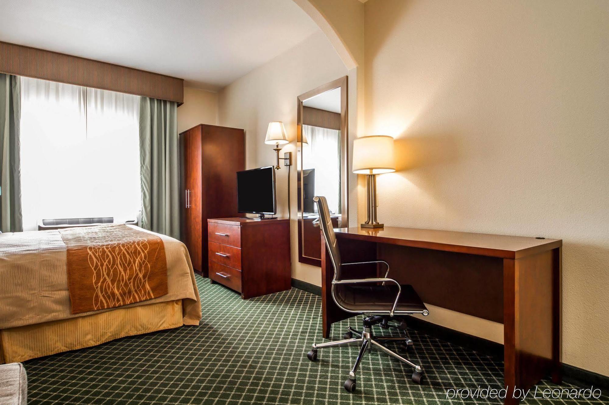 Comfort Inn & Suites Oakland Airport Esterno foto