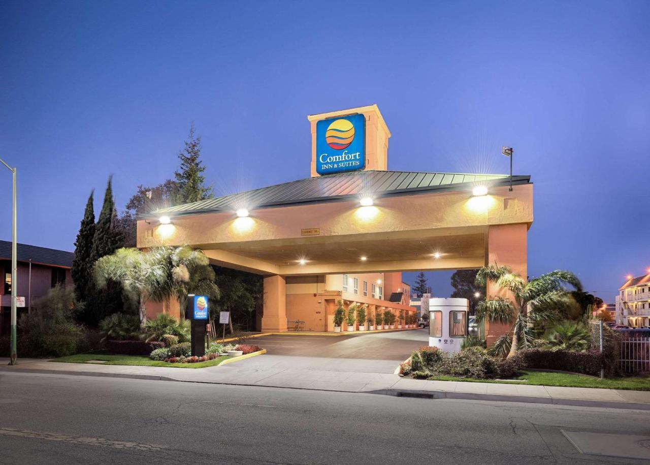 Comfort Inn & Suites Oakland Airport Esterno foto