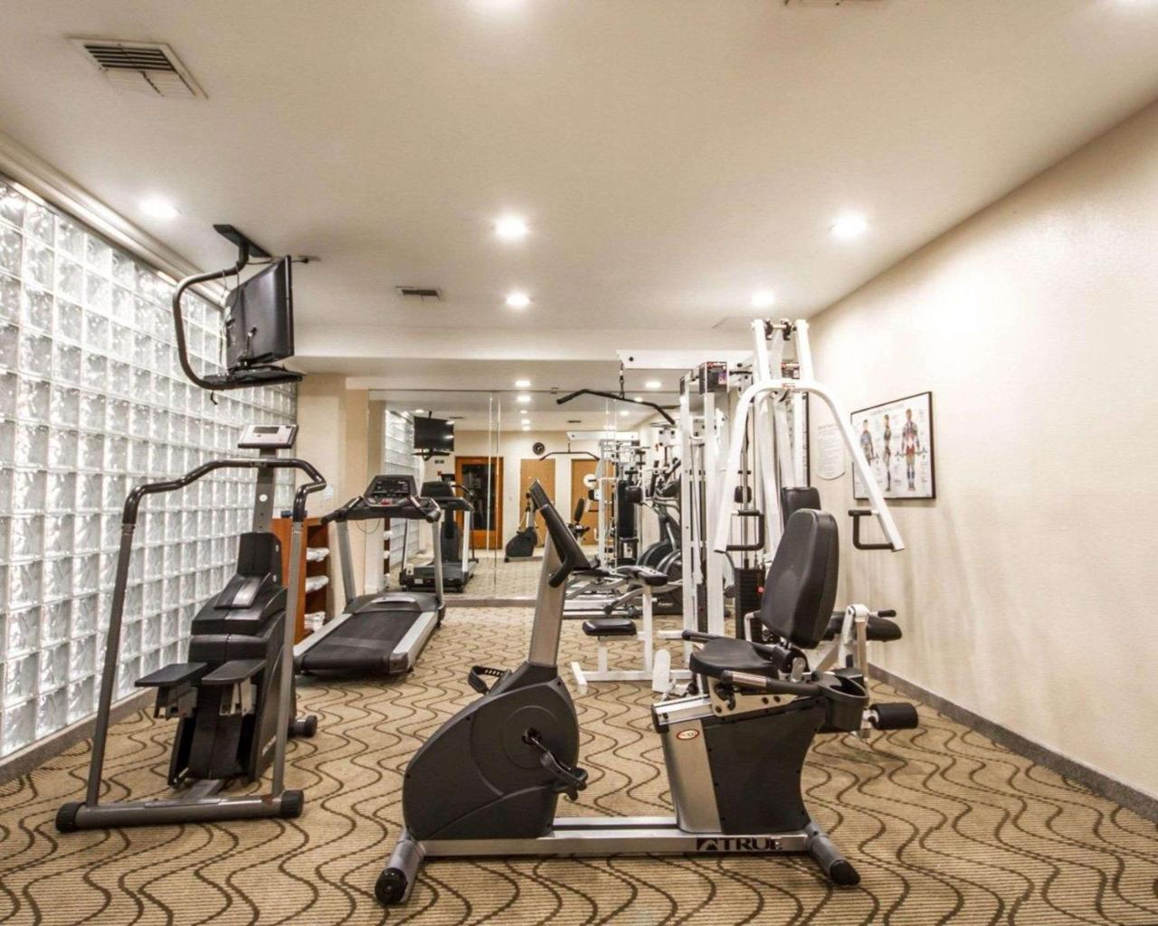 Comfort Inn & Suites Oakland Airport Esterno foto
