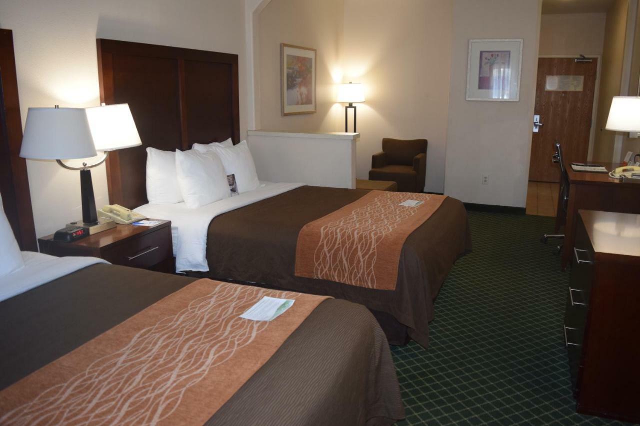 Comfort Inn & Suites Oakland Airport Esterno foto